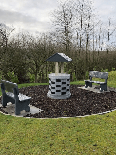 Memorial wishing well